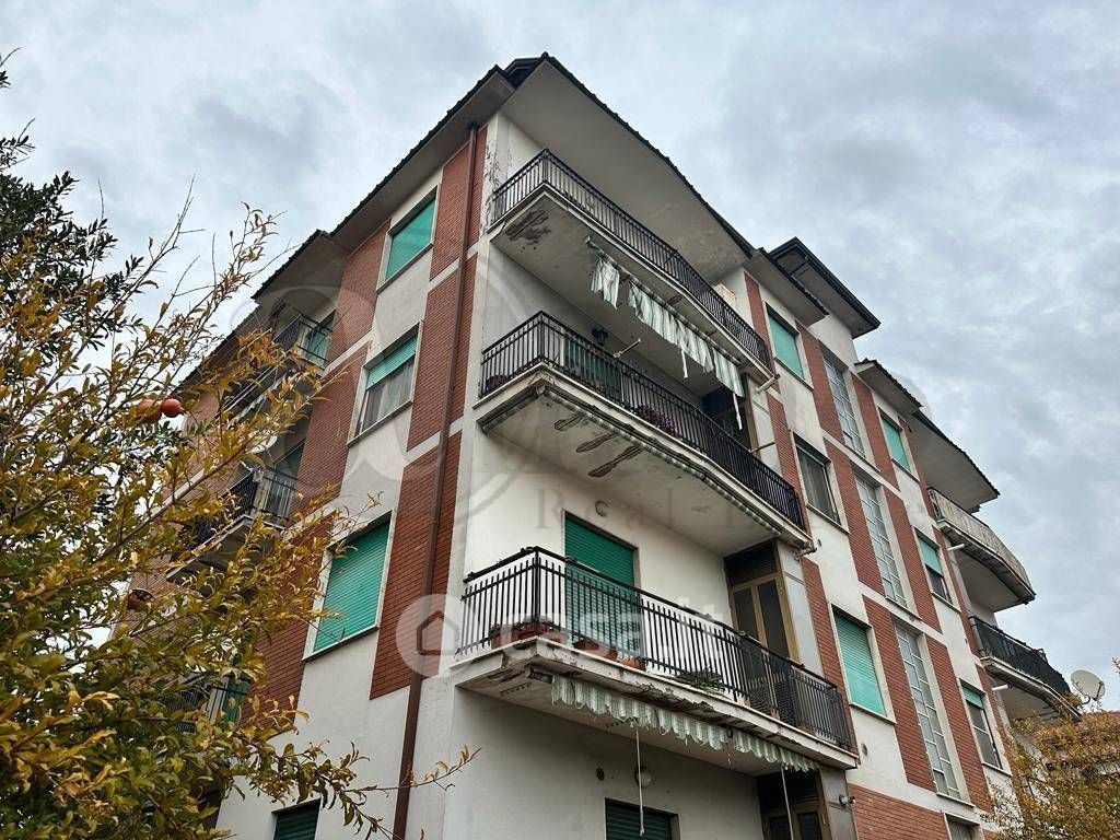 Appartamento in Vendita in Via Valle Fioretta 48 a Frosinone