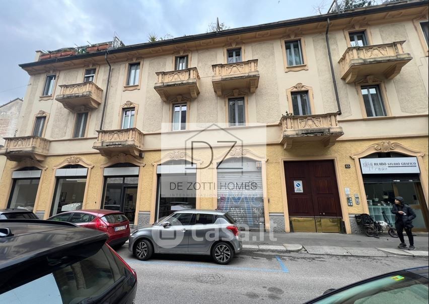 Appartamento in Vendita in Via Paolo Lomazzo 45 a Milano