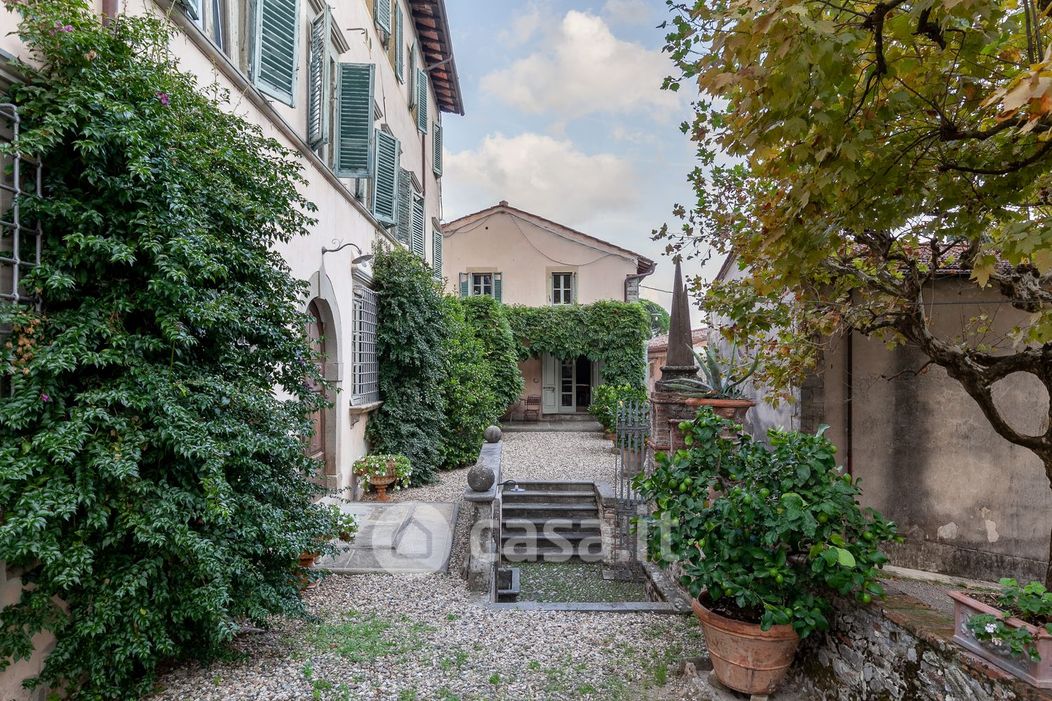 Villa in Vendita in Via di mammoli 1 a Lucca