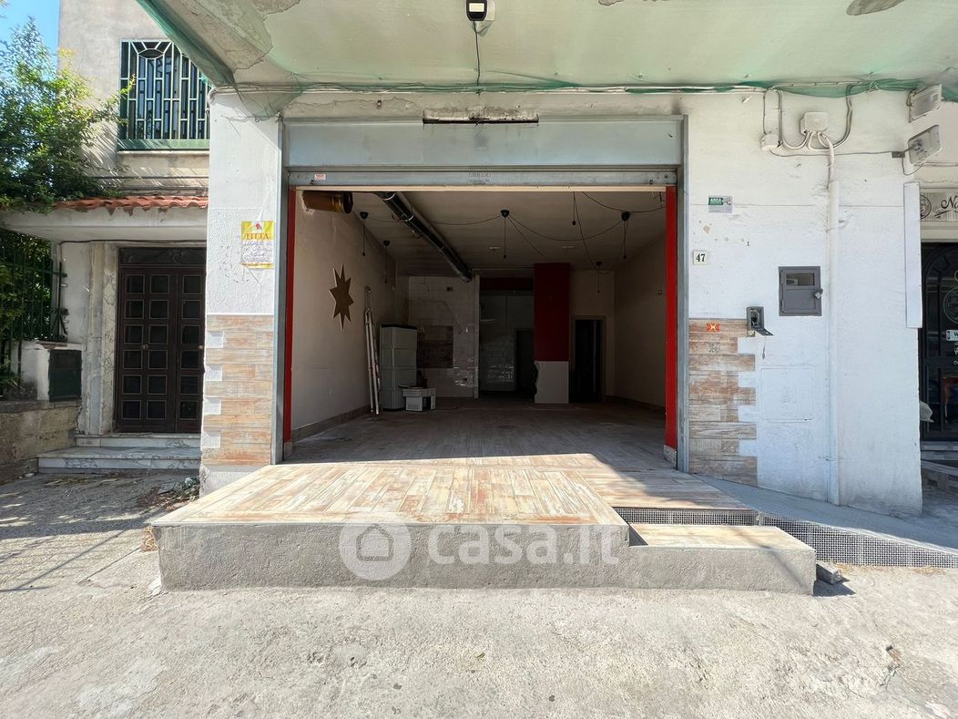 Negozio/Locale commerciale in Affitto in Corso italia 47 a Villaricca