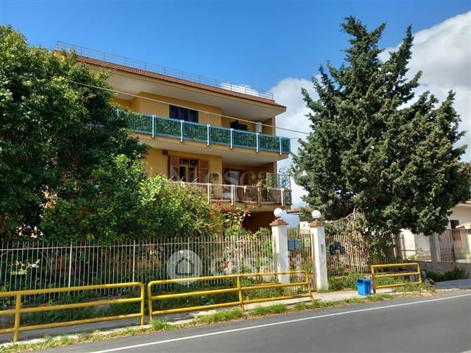 Appartamento in Vendita in Via Messina Marine a Villabate