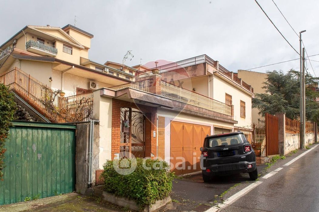 Villa in Vendita in Via Centauro 13 a Catania