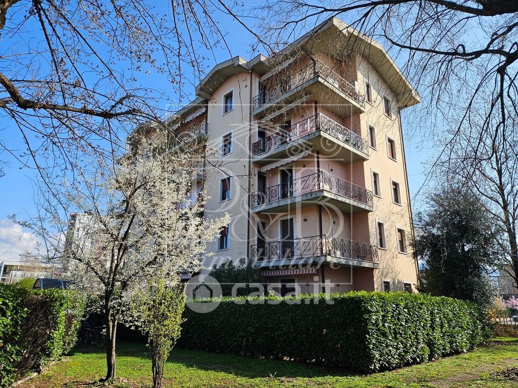 Appartamento in Vendita in Via Milano 105 a Brescia