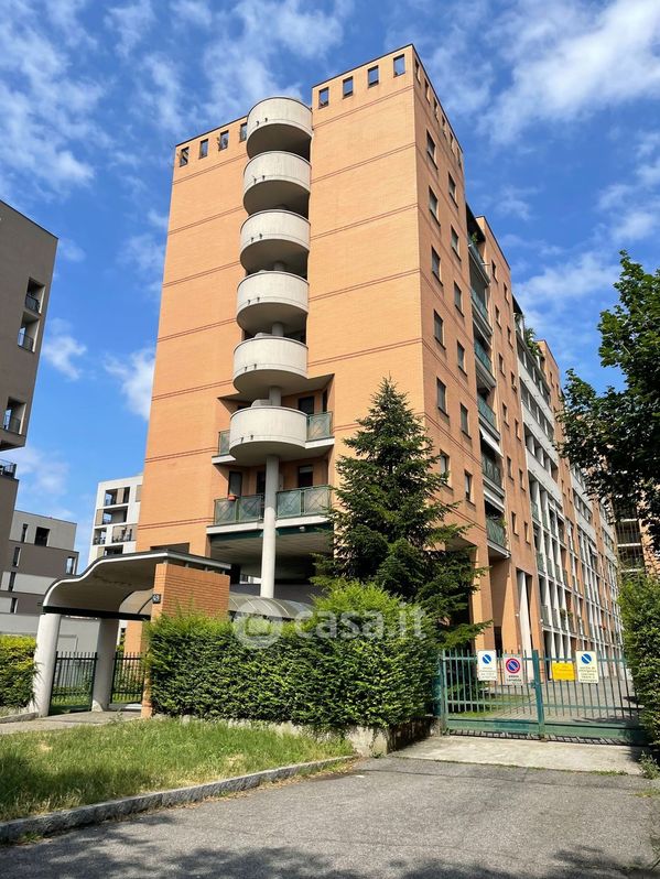 Appartamento in Vendita in Via Angelo Rizzoli 49 a Milano