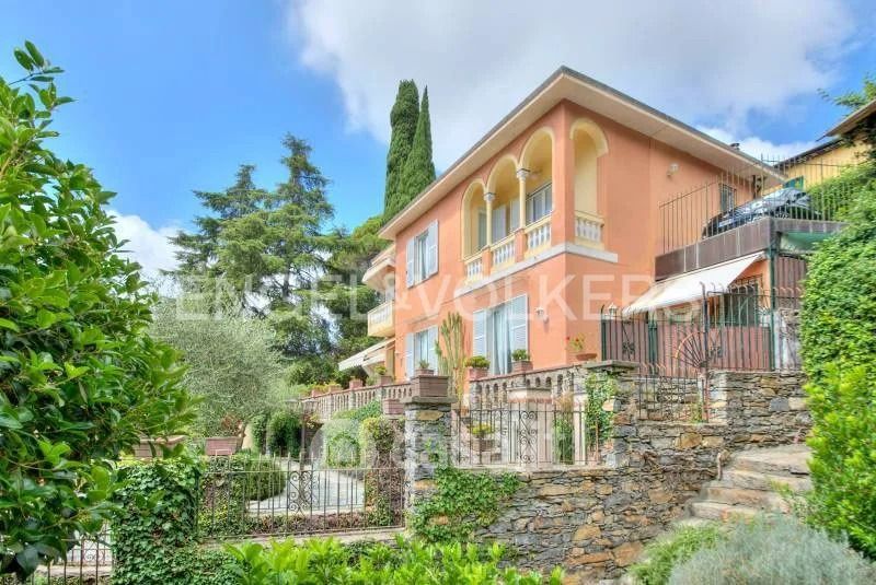 Villa in Vendita in Viale la torre 30 a Santa Margherita Ligure