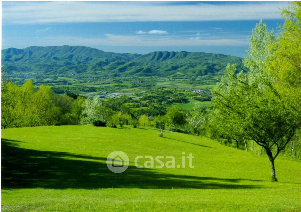 Terreno agricolo in Vendita in a Firenzuola