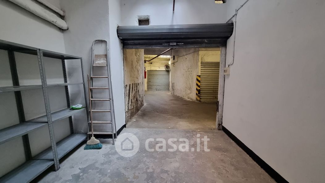 Garage/Posto auto in Vendita in monte pertica a Genova