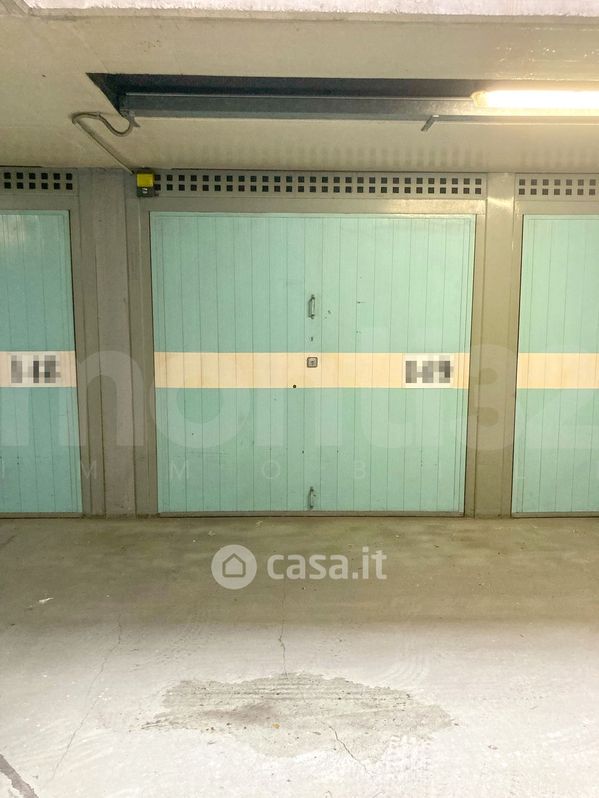 Garage/Posto auto in Vendita in Via Gabriele Rossetti a Milano