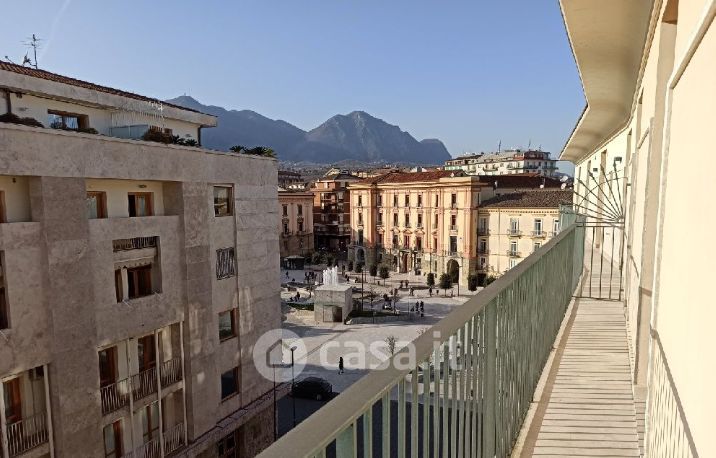 Appartamento in Vendita in Piazza LIBERTA' a Avellino
