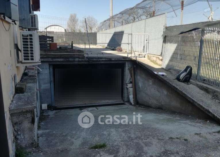 Garage/Posto auto in Vendita in Via Zambonina a Vigasio