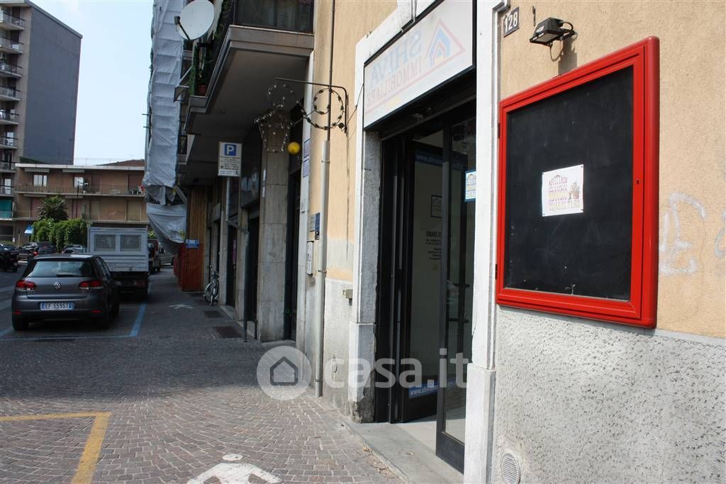 Negozio/Locale commerciale in Affitto in Via giuseppe garibaldi 130 a Cinisello Balsamo