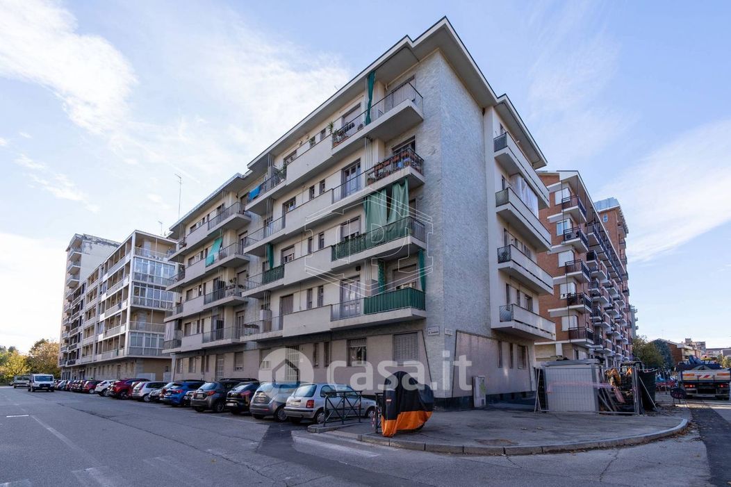 Appartamento in Vendita in Via Giovanni Zambelli 2 a Torino