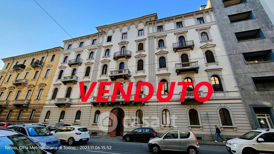 Appartamento in Vendita in Via Madama Cristina 54 a Torino