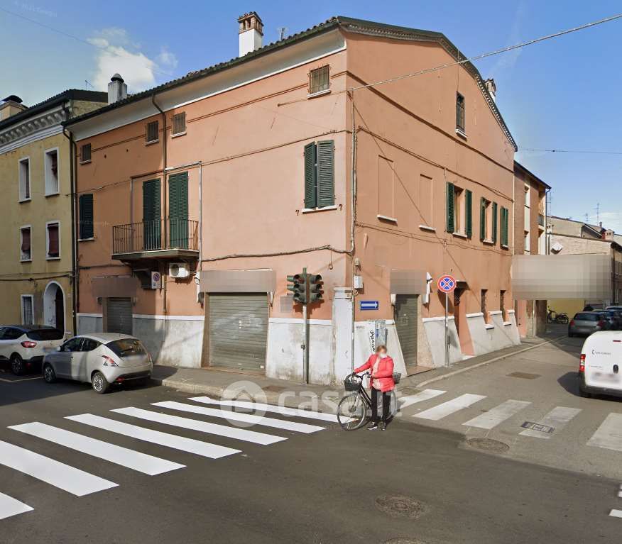 Appartamento in Vendita in Corso Porta Po a Ferrara