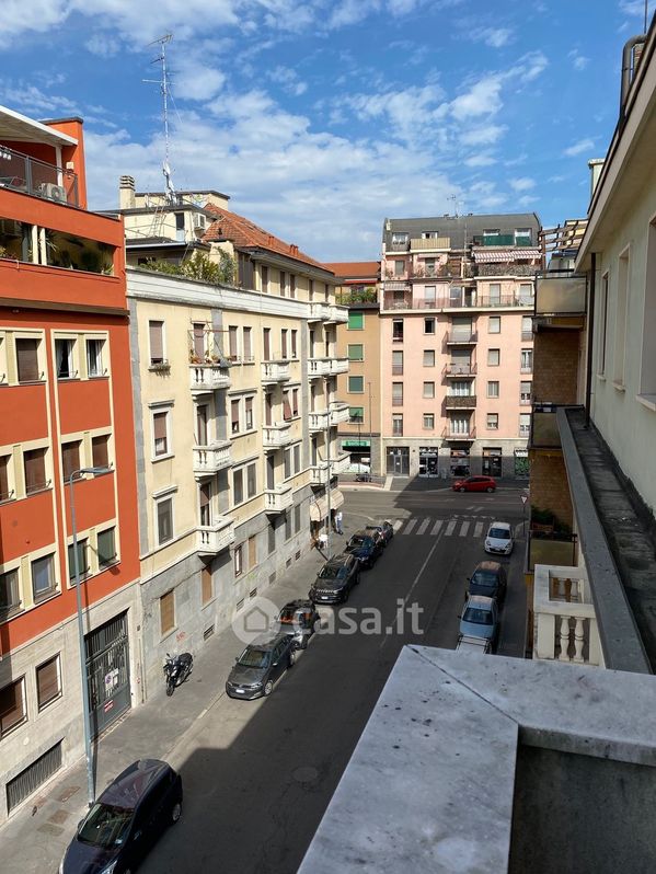 Appartamento in Affitto in Via Rutilia a Milano