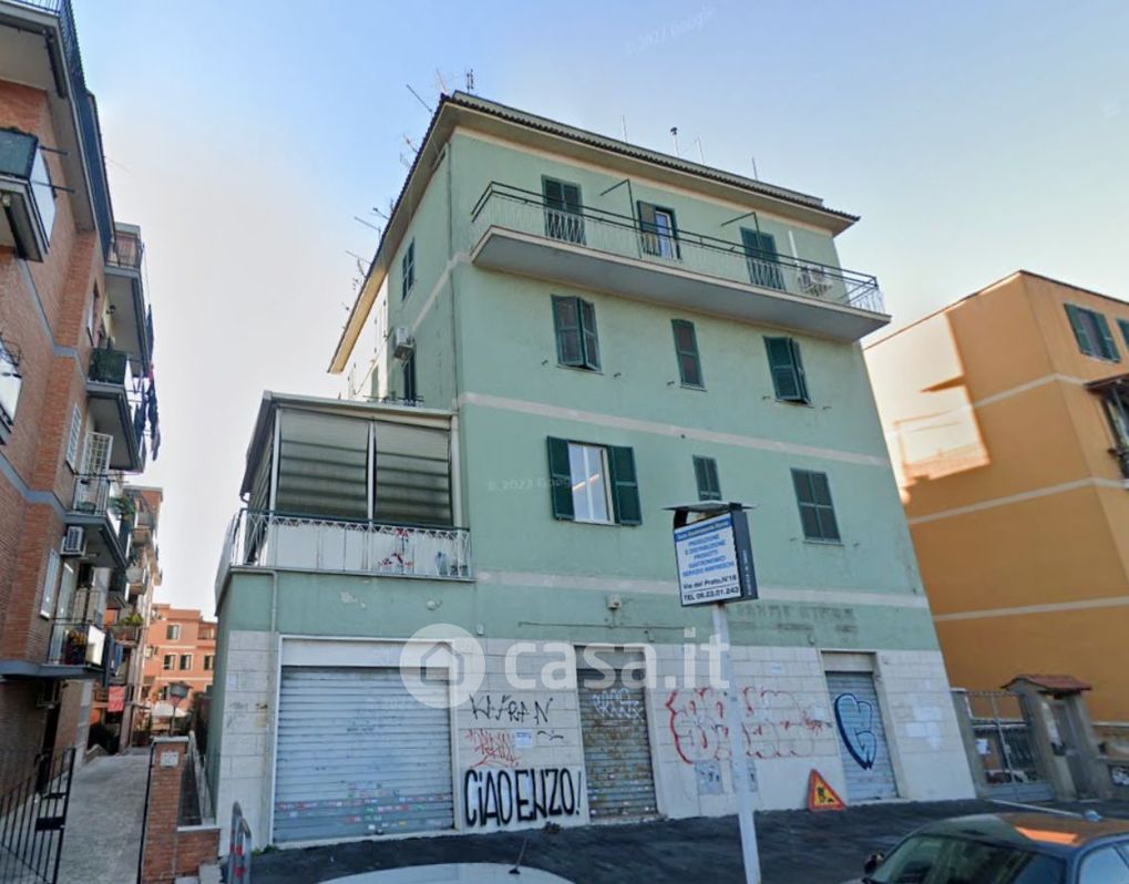 Garage/Posto auto in Vendita in Via Cassetti 18 -10 a Caltanissetta