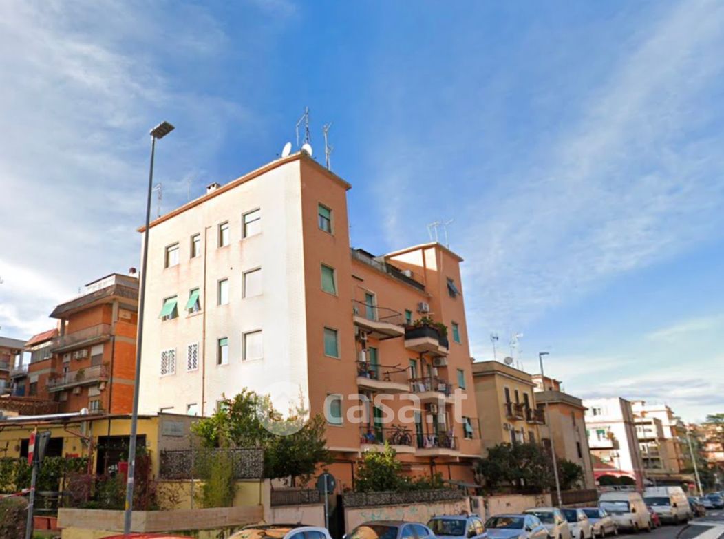 Casa indipendente in Vendita in Via Luigi Cadorna a Catania