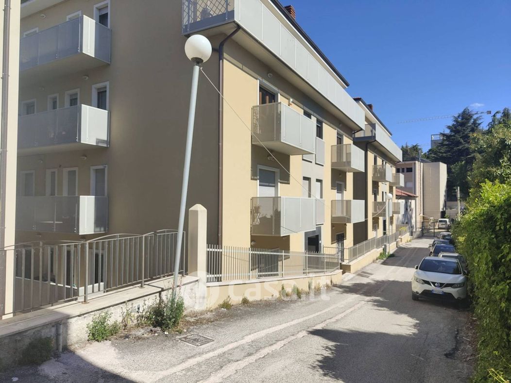 Appartamento in Vendita in Via Pasquale Colagrande 1 a L'Aquila