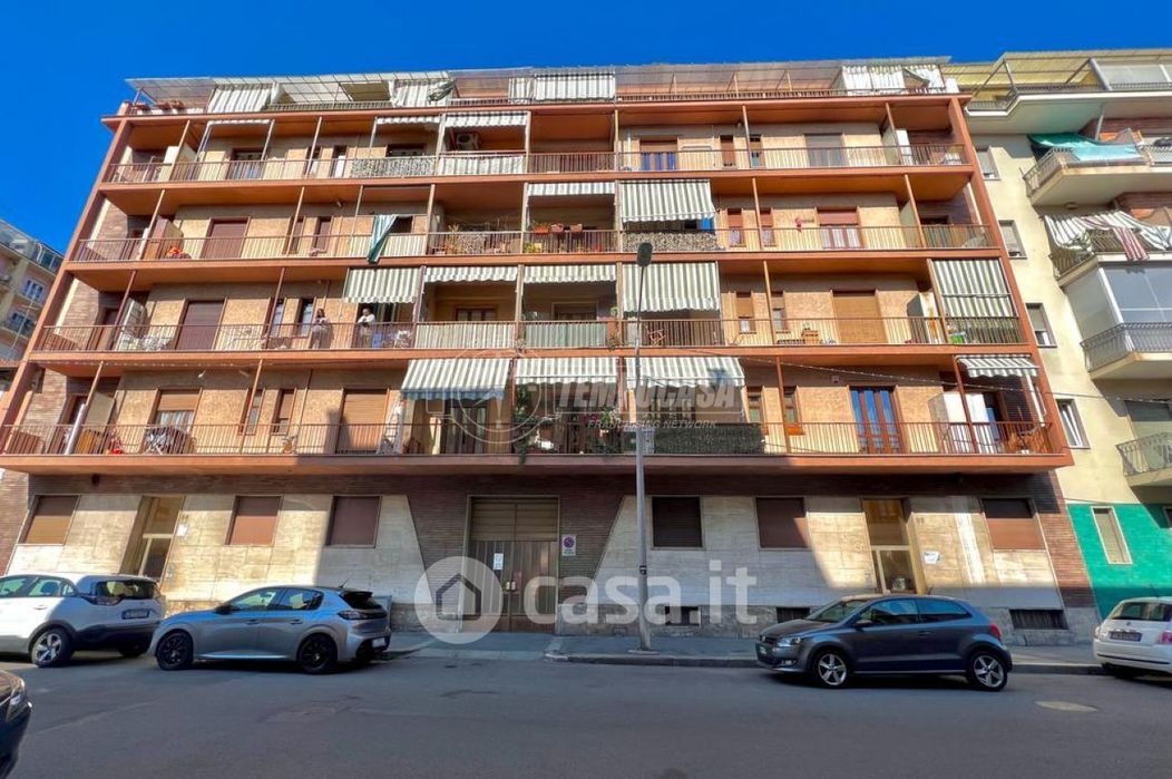 Appartamento in Vendita in Via Stresa 33 a Torino