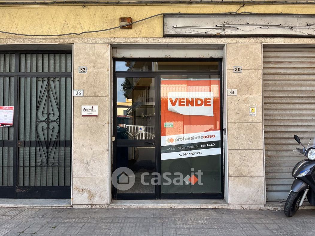 Negozio/Locale commerciale in Affitto in Via Alcide De Gasperi 34 a Milazzo