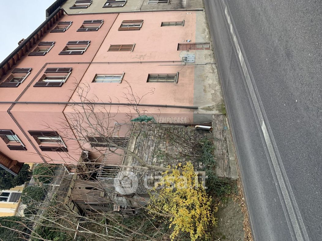 Appartamento in Vendita in Via Nino Bixio 7 a Como