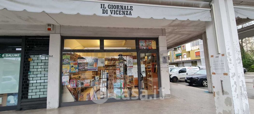 Negozio/Locale commerciale in Vendita in Via dei Laghi 143 a Vicenza