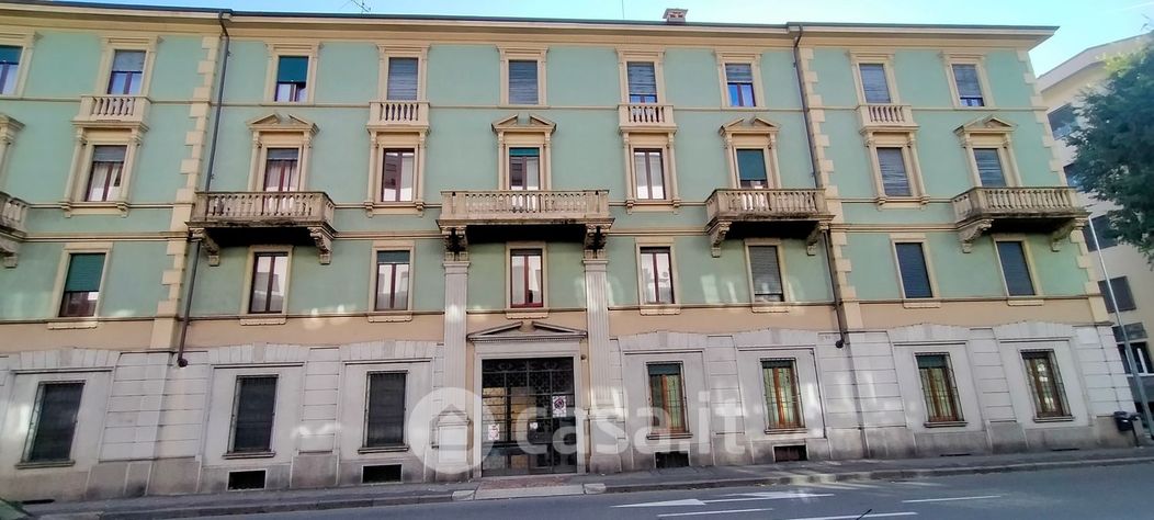 Ufficio in Vendita in Via Dante Alighieri 20 a Novara