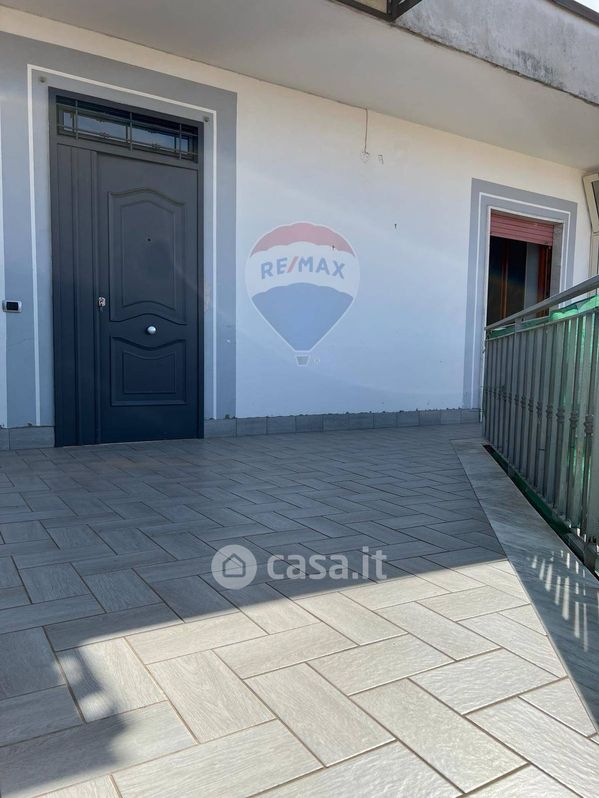 Appartamento in Affitto in Via Professor Domenico Caiazzo 14 a Casandrino