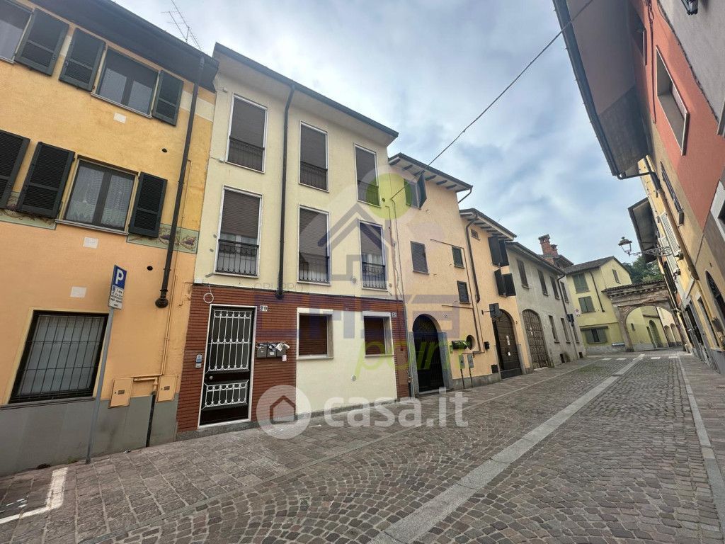 Appartamento in Affitto in Via Lanzani a San Colombano al Lambro