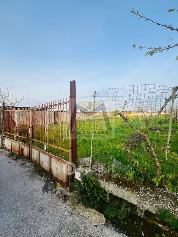 Terreno edificabile in Affitto in Via Arco Sant'Antonio a Giugliano in Campania