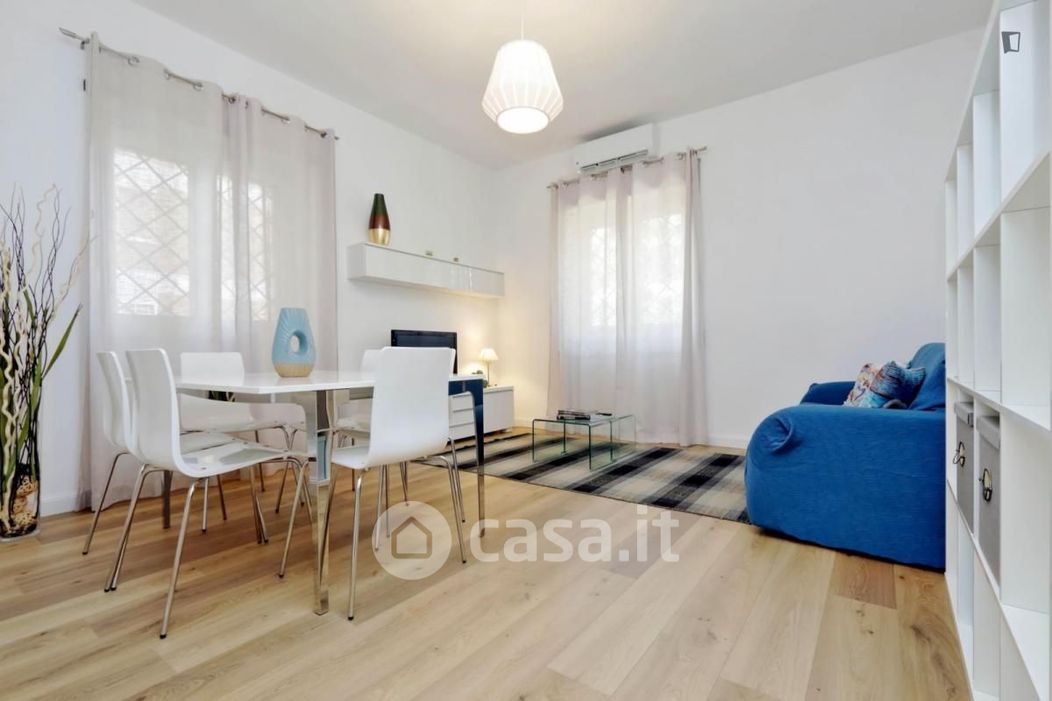 Appartamento in Affitto in Via Augusto Armellini a Roma