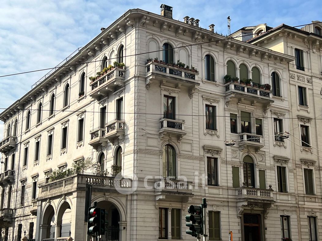 Appartamento in Affitto in Via Lorenzo Mascheroni 11 a Milano