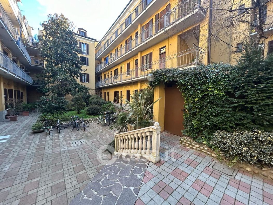Appartamento in Vendita in Via Montevideo 6 a Milano