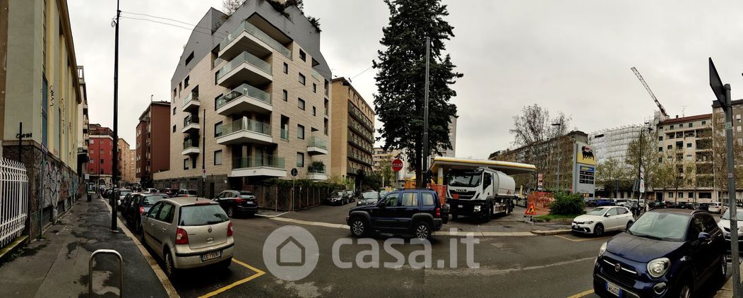Garage/Posto auto in Vendita in Via Fra Luca Pacioli 2 a Milano
