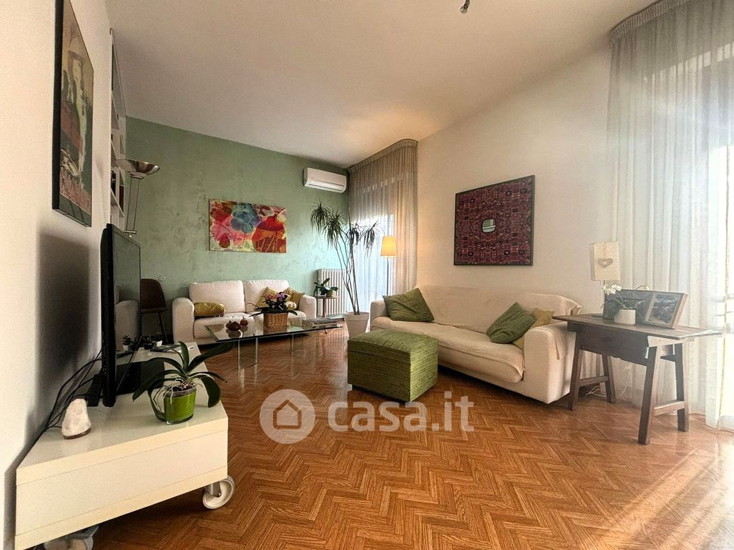 Appartamento in Affitto in Via Giovanni Papini a Firenze