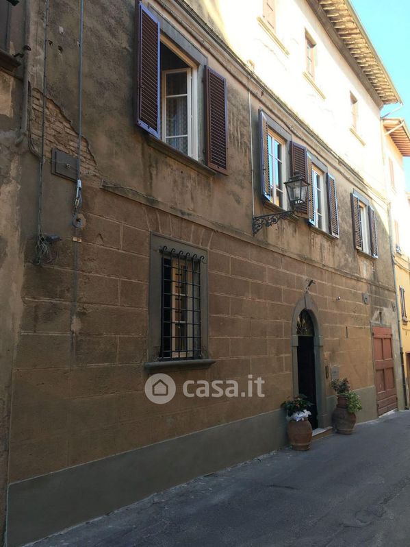 Stabile / Palazzo in Vendita in Via Francesco Guicciardini 114 a Montopoli in Val d'Arno