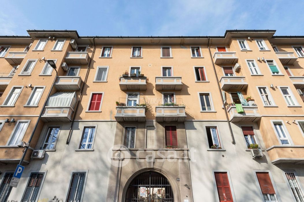 Appartamento in Vendita in Viale Argonne 35 a Milano