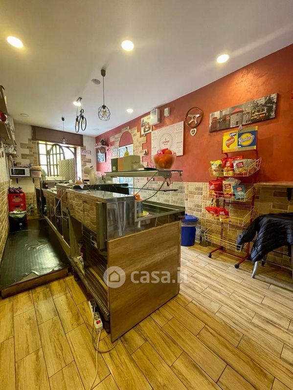 Bar in Vendita in Via Gargano 11 a Foggia