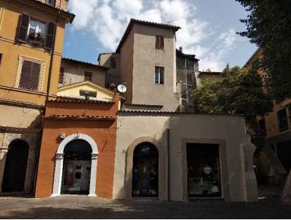 Palazzo in Vendita in Corso Vecchio 13 a Terni
