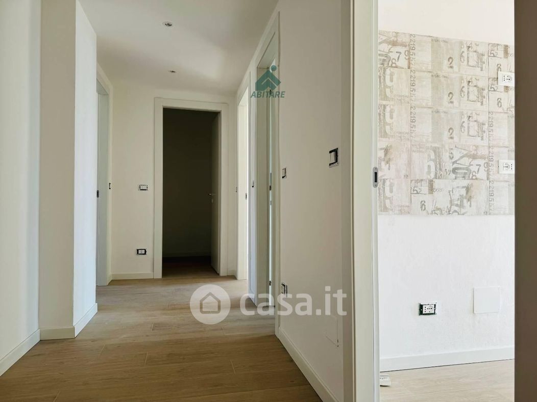Appartamento in Affitto in Via Principe Eugenio 40 a Milano