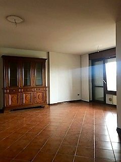 Appartamento in Vendita in Via Ucelli di Nemi Gino, Piacenza, PC a Piacenza