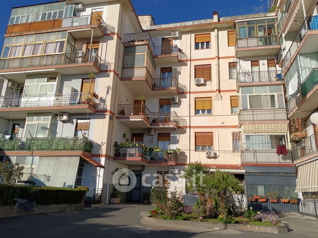Appartamento in Vendita in Via Carrubella 153 a Gravina di Catania