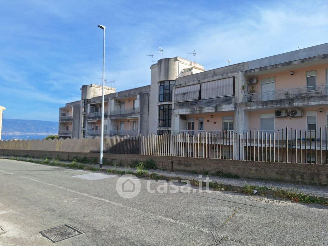Appartamento in Vendita in Via Umberto Fiore a Messina