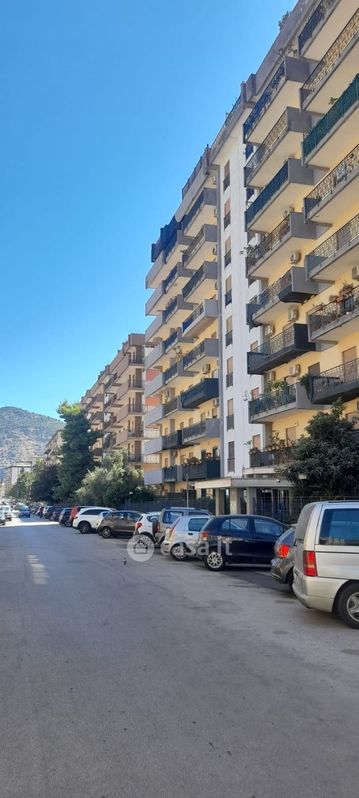 Appartamento in Vendita in Via maltese 104 a Palermo