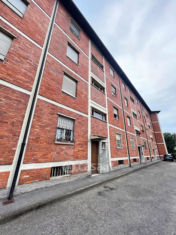 Appartamento in Vendita in Via Pirano 15 /65 a Torino