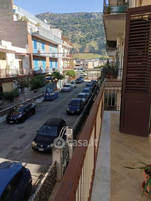 Appartamento in Vendita in Via Ammiraglio Luigi Mascherpa a Palermo