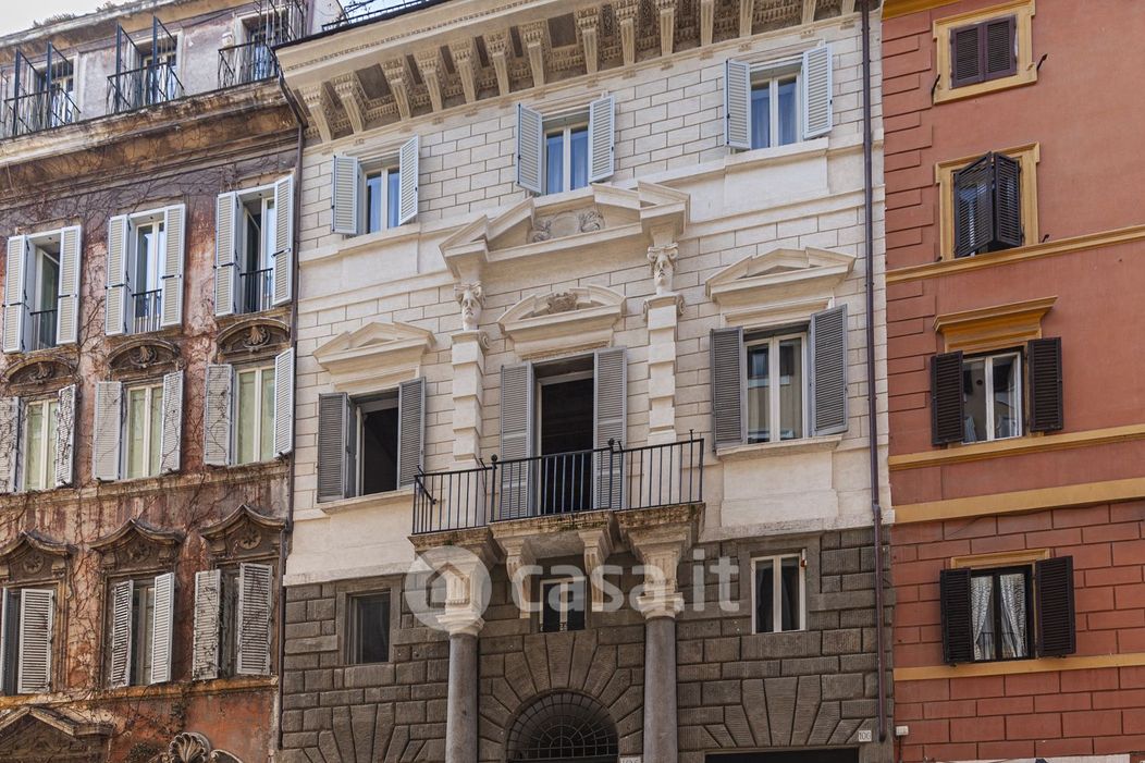 Appartamento in Affitto in Via di Monserrato a Roma