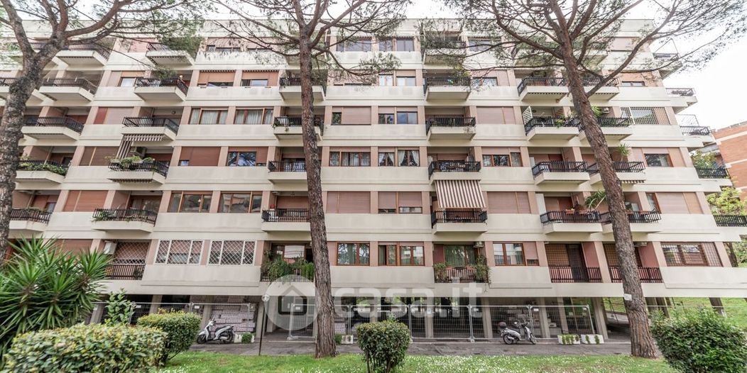 Appartamento in Vendita in Via Luigi Chiala a Roma