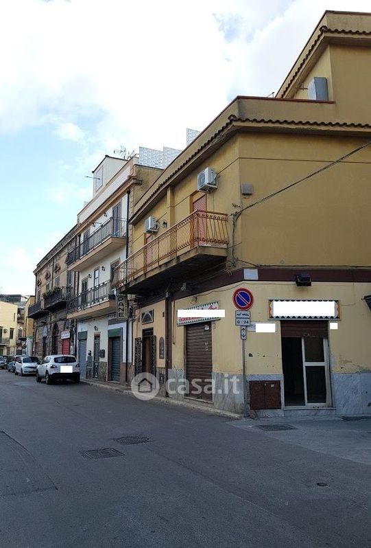 Negozio/Locale commerciale in Vendita in Via Partanna Mondello 159 a Palermo