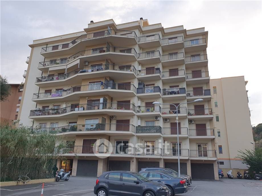 Appartamento in Vendita in Via Catania 162 a Messina